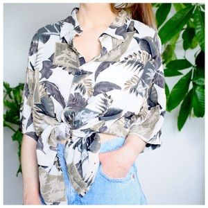 Oversized Hawaiian dad button up.